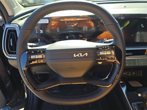 New 2026 Kia Sorento S image 32
