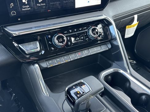 New 2025 GMC Sierra 1500 Denali w/ Denali Reserve Package image 27