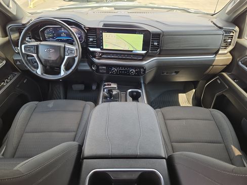Used 2024 Chevrolet Silverado 1500 RST w/ Dark Appearance Package AWD/4WD image 16