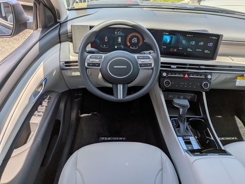 New 2026 Hyundai Tucson Limited FWD image 16