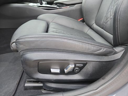 Used 2023 BMW 530i RWD image 17