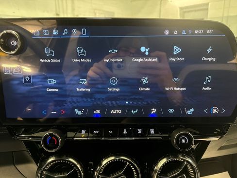 New 2026 Chevrolet Blazer EV LT FWD image 13