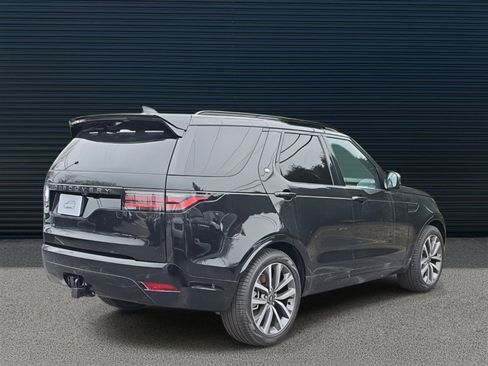 New 2025 Land Rover Discovery Dynamic SE image 5