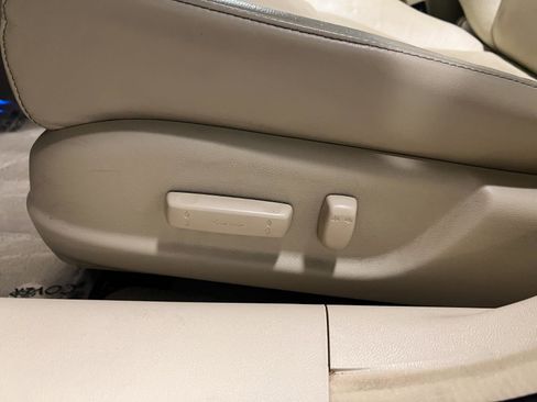 Used 2012 Acura TSX Sedan image 24