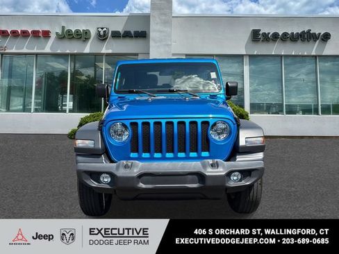 Used 2023 Jeep Wrangler Sport AWD/4WD image 6