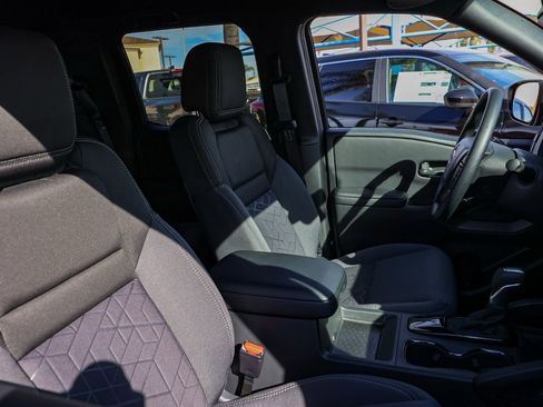 New 2026 Nissan Frontier SV w/ Tow Package image 20