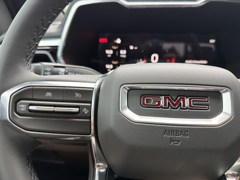 New 2026 GMC Canyon Elevation w/ Convenience Package RWD image 28