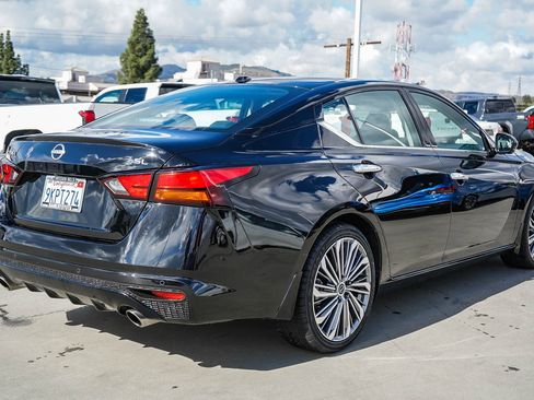 Used 2024 Nissan Altima 2.5 SL image 9