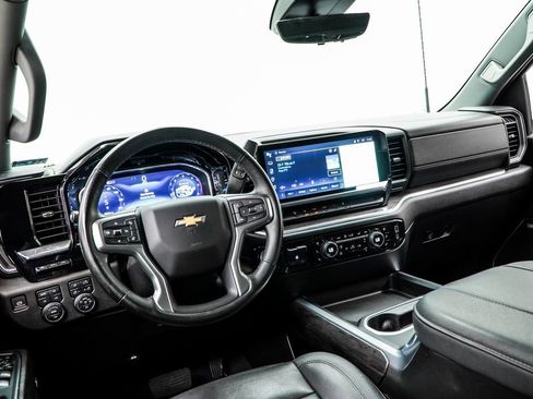 Used 2024 Chevrolet Silverado 3500 LTZ w/ LTZ Premium Package image 5