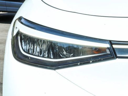 Used 2023 Volkswagen ID.4 Pro RWD image 8