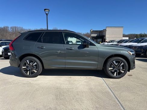 New 2026 Volvo XC60 B5 Plus w/ Protection Package Premier image 8