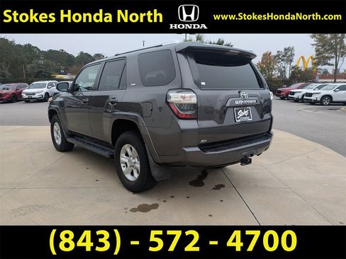 Used 2014 Toyota 4Runner SR5 image 6
