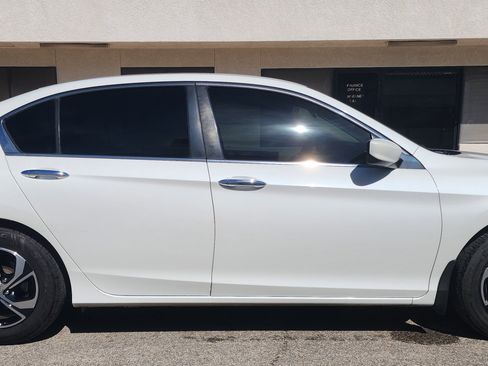 Used 2016 Honda Accord LX image 4