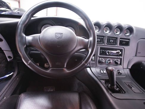 Used 1996 Dodge Viper GTS RWD image 16