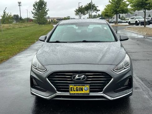 Used 2019 Hyundai Sonata SE FWD image 2
