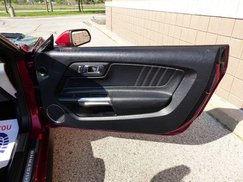Used 2017 Ford Mustang GT Premium RWD image 44