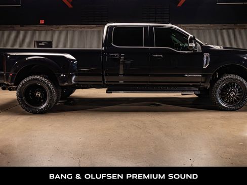 Used 2021 Ford F350 Lariat w/ Lariat Ultimate Package image 9