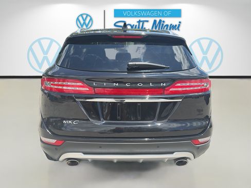 Used 2019 Lincoln MKC Premiere FWD image 6