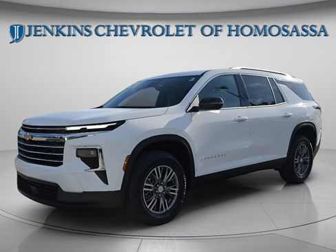 New 2027 Chevrolet Traverse LT w/ Driver Confidence Package FWD image 10