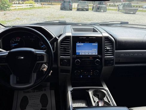 Used 2017 Ford F250 Lariat w/ Chrome Package AWD/4WD image 17