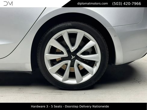 Used 2017 Tesla Model 3 Long Range image 37
