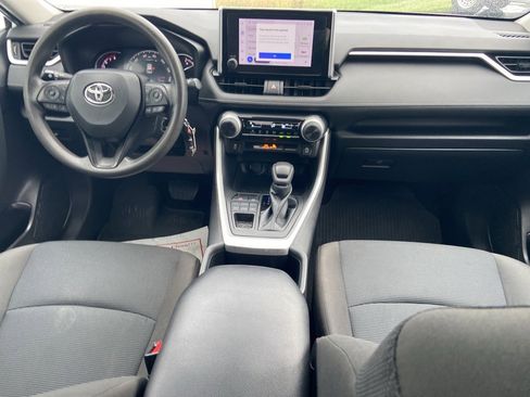 Used 2023 Toyota RAV4 LE image 7