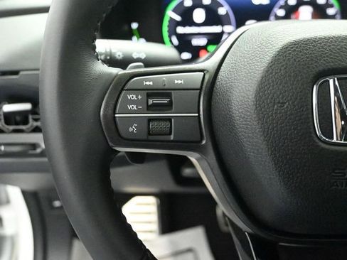 Used 2025 Honda Accord Sport image 12