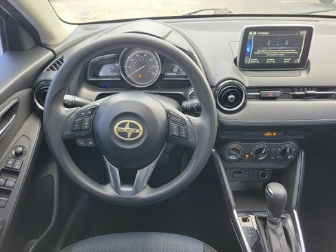 Used 2016 Scion iA image 17