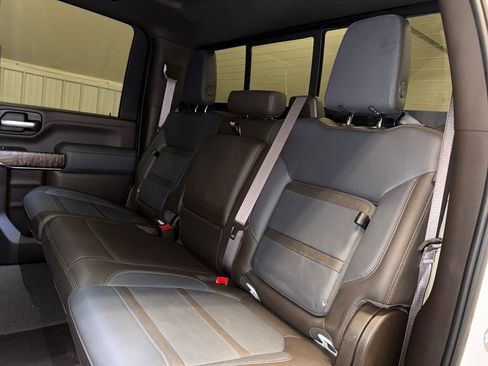 Used 2021 GMC Sierra 3500 Denali w/ Denali Ultimate Package image 21