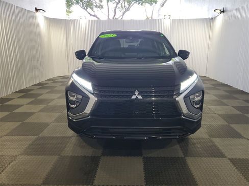 Used 2023 Mitsubishi Eclipse Cross SEL image 2