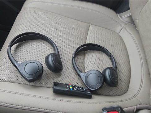 Used 2023 Honda Odyssey Elite image 36