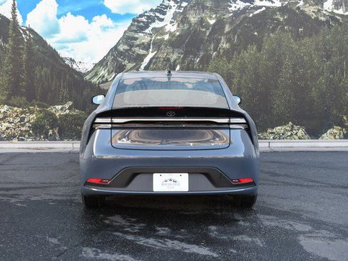 New 2026 Toyota Prius Plug-In Hybrid image 5