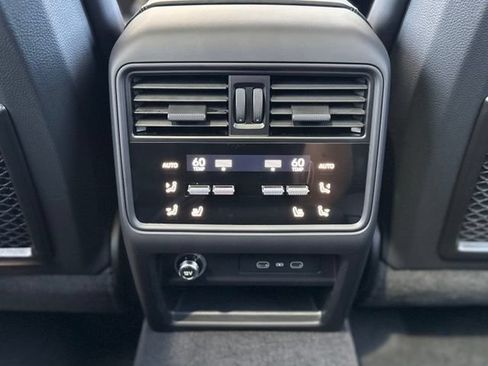 New 2026 Porsche Cayenne GTS AWD/4WD image 36