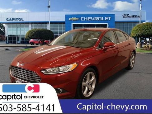 Used 2016 Ford Fusion SE FWD image 6