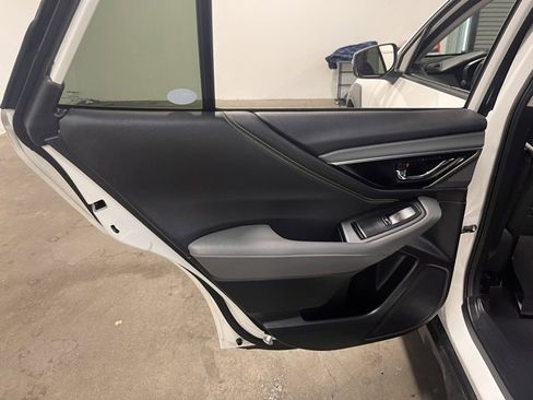 Used 2025 Subaru Outback Onyx Edition XT image 19