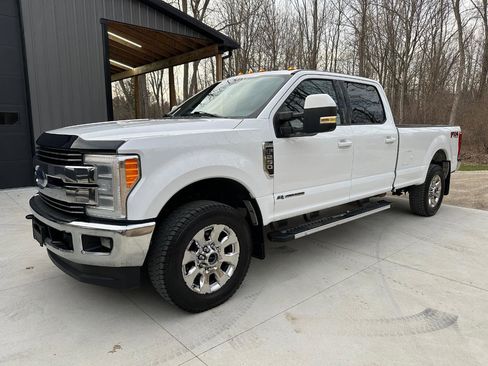 Used 2019 Ford F250 Lariat w/ FX4 Off-Road Package image 1