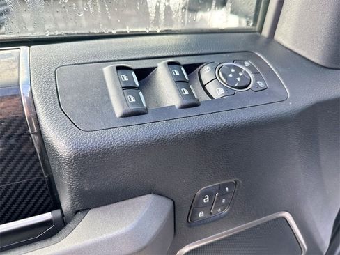 Used 2019 Ford F150 Raptor w/ Equipment Group 802A Luxury image 22