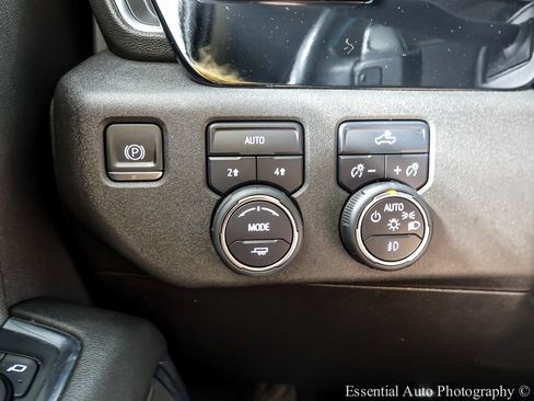 Used 2023 Chevrolet Silverado 1500 RST w/ Redline Edition AWD/4WD image 19