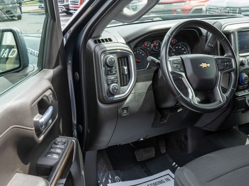 Certified 2022 Chevrolet Silverado 1500 LT AWD/4WD image 12