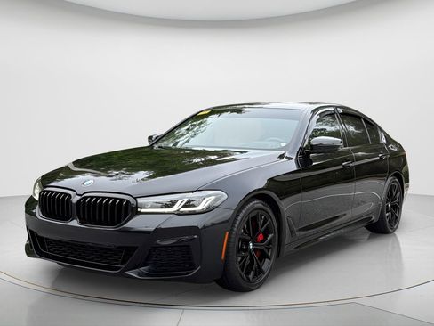 Used 2023 BMW 530i w/ M Sport Package image 9