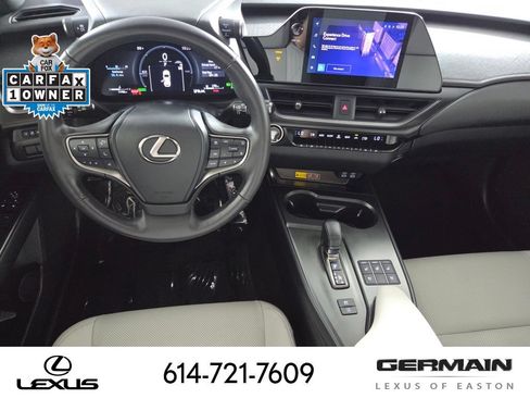 Certified 2025 Lexus UX 300h AWD w/ Accessory Package (Z1) image 17
