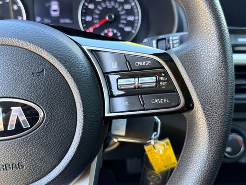 Used 2021 Kia Forte LXS image 27