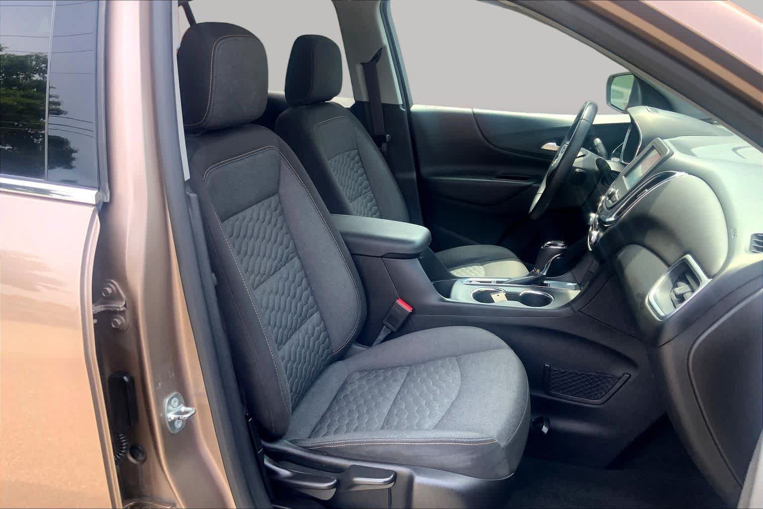 Used 2018 Chevrolet Equinox LT FWD image 8