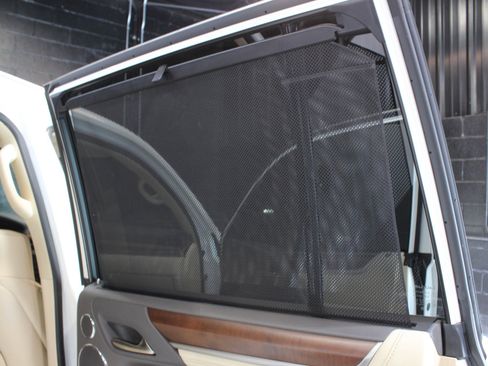 Used 2019 Lexus LX 570 4WD image 44