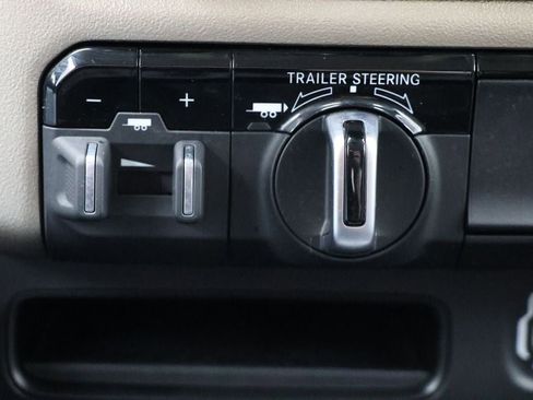 Used 2022 RAM 1500 Laramie AWD/4WD image 34
