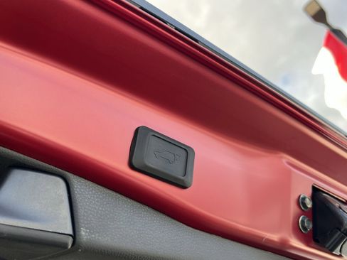 New 2025 Toyota RAV4 XLE image 21