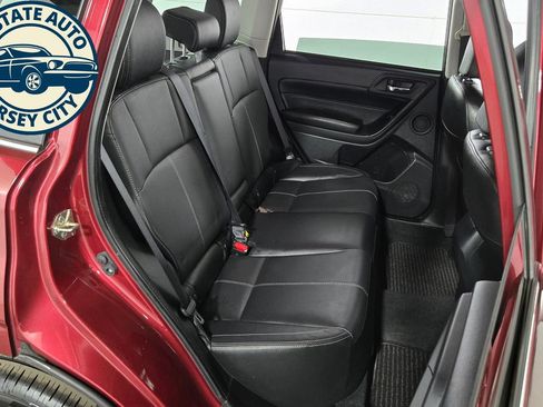 Used 2017 Subaru Forester 2.0XT Touring AWD/4WD image 39