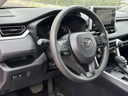 Certified 2025 Toyota RAV4 XLE image 22