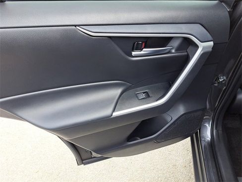 Used 2024 Toyota RAV4 XLE Premium image 7