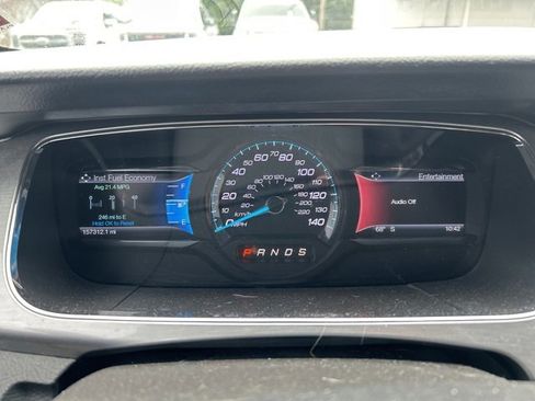 Used 2016 Ford Taurus SEL w/ Equipment Group 201A image 10